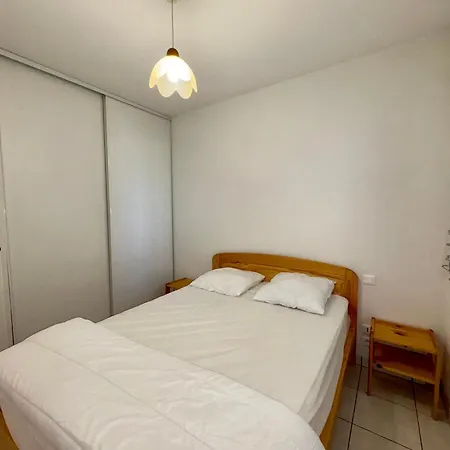 Appartement 2 Pièces Avec Terrasse Pour 4 Pers, Proche - Fr-1-323-451 Saint-Hilaire-de-Riez