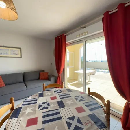 Appartement 2 Pièces Avec Terrasse Pour 4 Pers, Proche - Fr-1-323-451 *