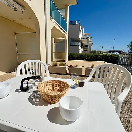 2 Pieces Avec Terrasse Pour 4 Pers, Proche - Fr-1-323-451