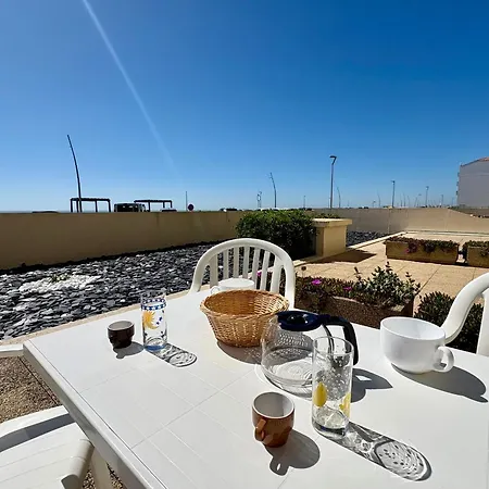 2 Pieces Avec Terrasse Pour 4 Pers, Proche - Fr-1-323-451 سا يْليرْ دو ري
