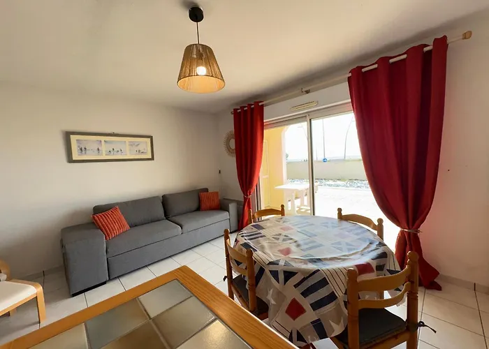 2 Pieces Avec Terrasse Pour 4 Pers, Proche - Fr-1-323-451 *